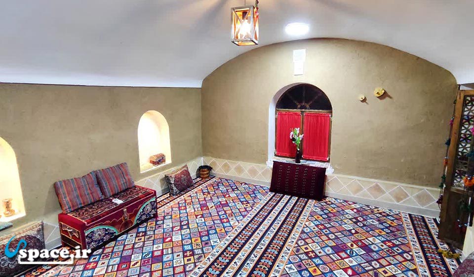 نمای داخلی اتاق اقامتگاه بوم گردی آقا میرزا - طبس - روستای خسروآباد